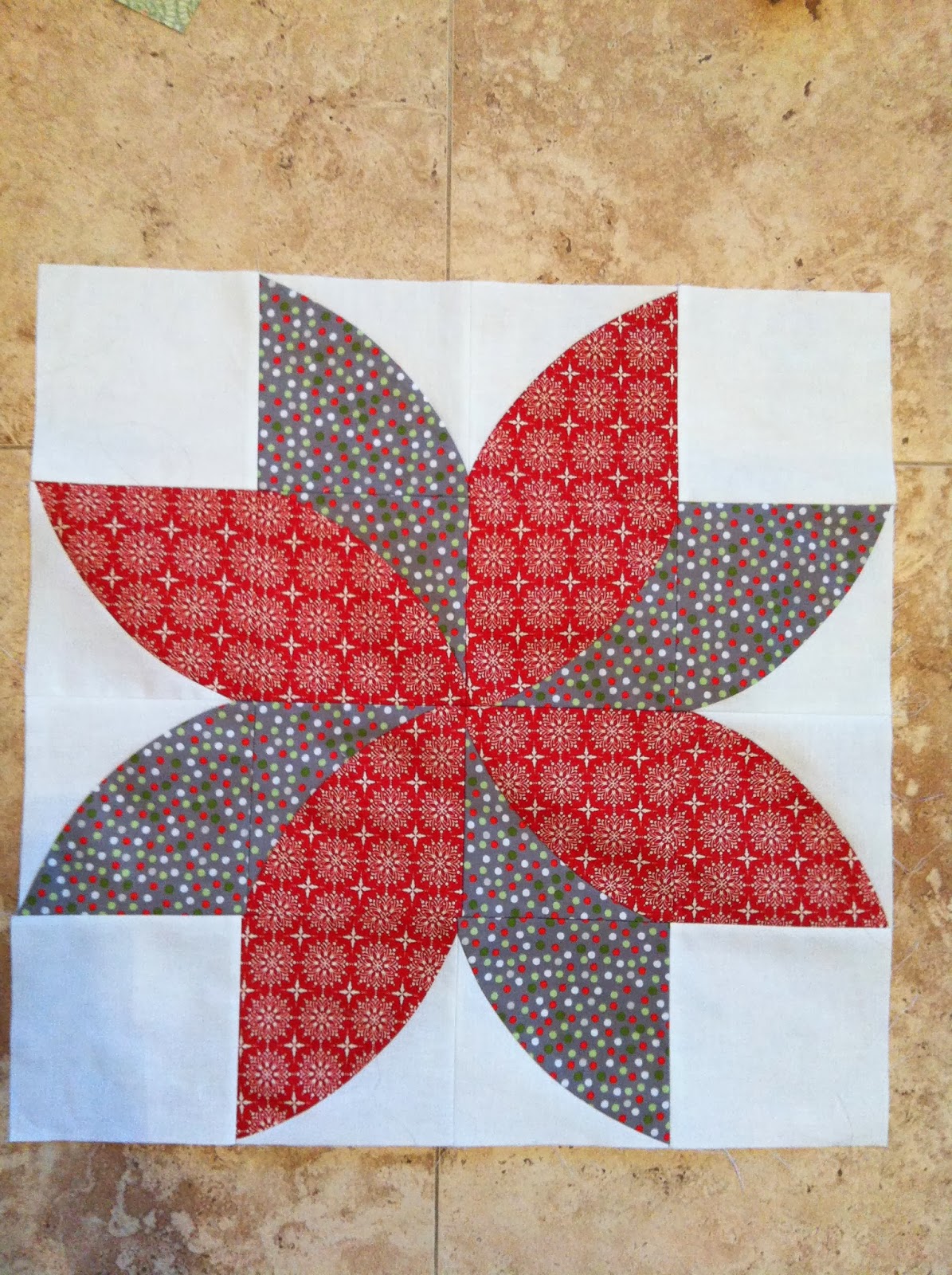 Fun Poinsettia Quilt