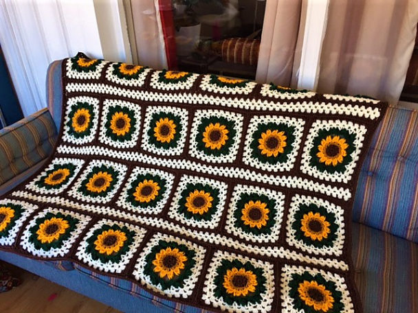 Sunflower Throw Crochet Afghan - CK Crafts